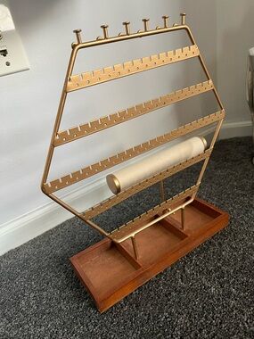 Gold Jewelry Organizer Stand with Wooden Stand